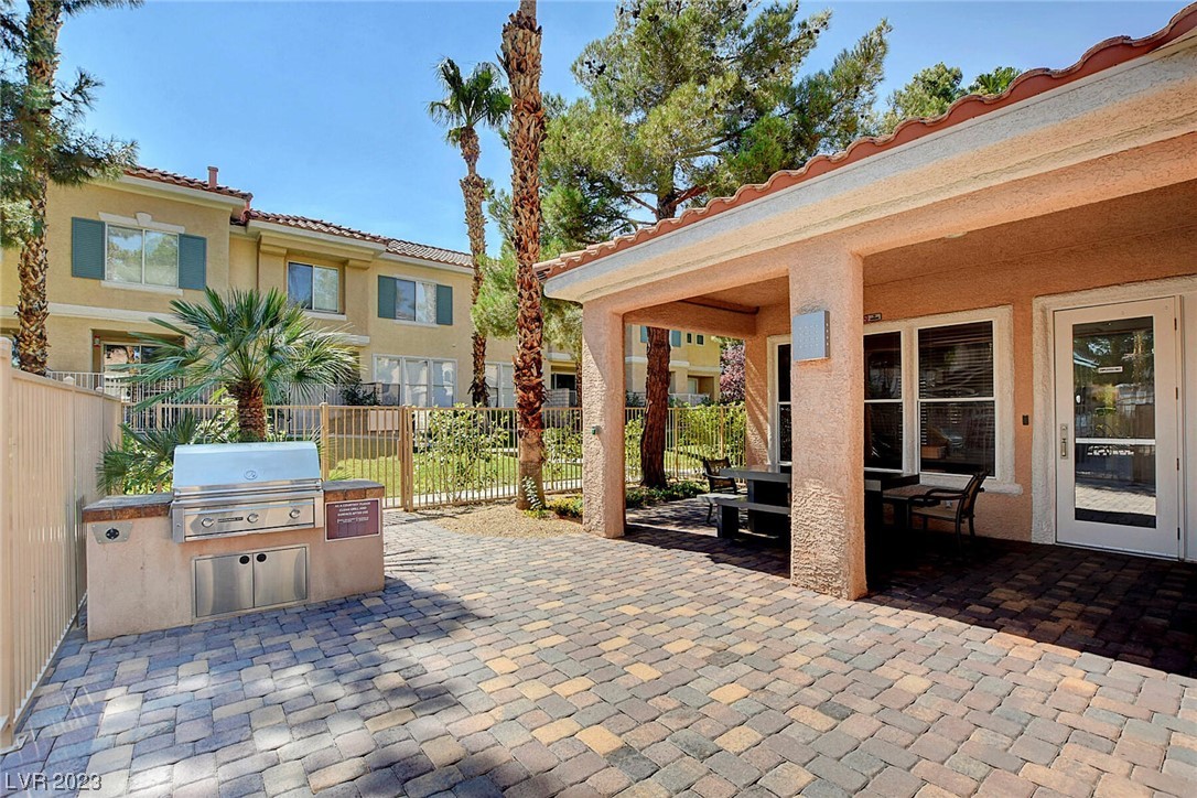 251 South Green Valley Parkway 4721