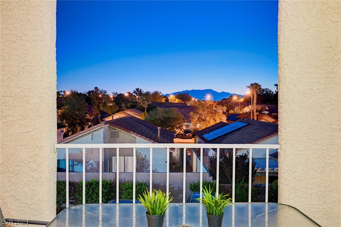 251 South Green Valley Parkway 4721