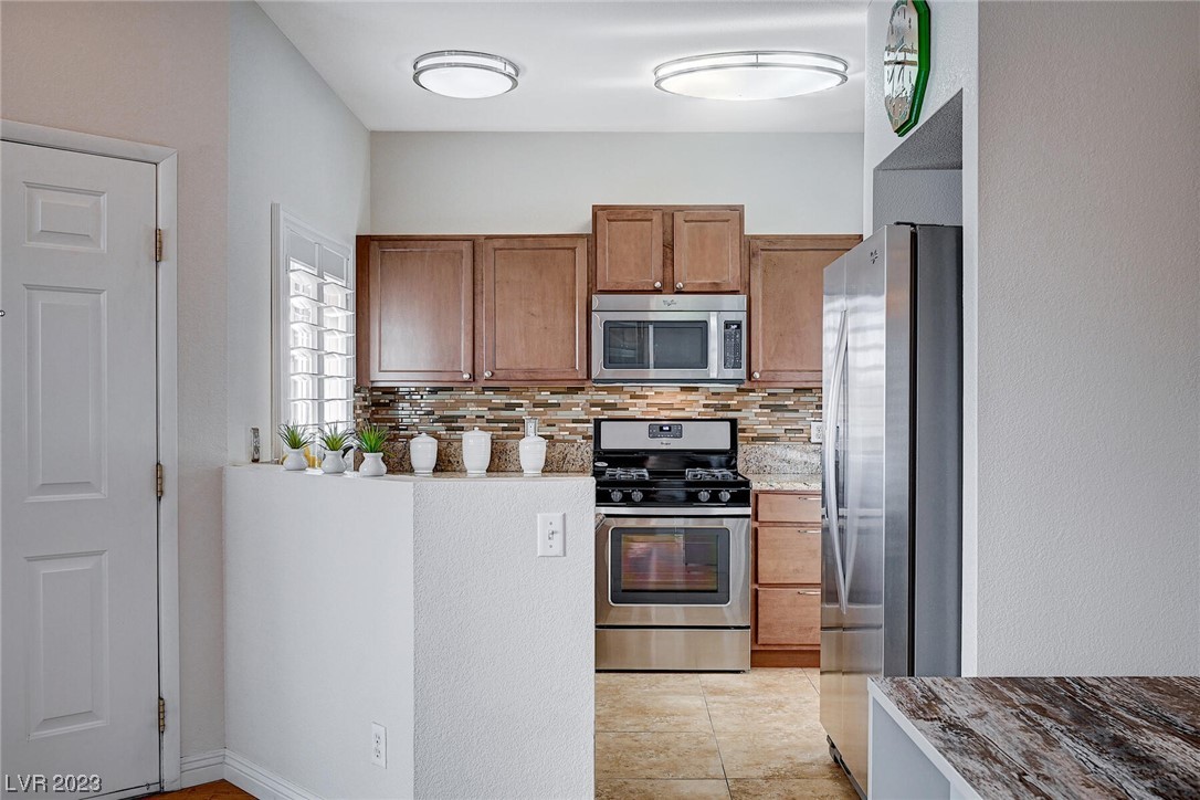 251 South Green Valley Parkway 4721