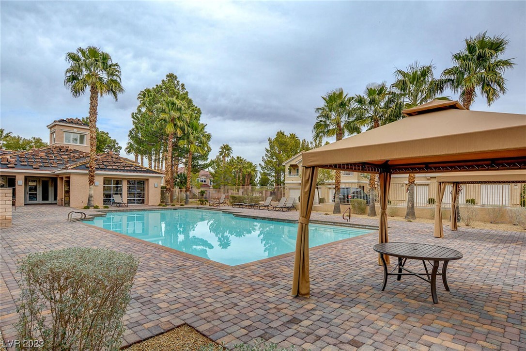 251 South Green Valley Parkway 4721
