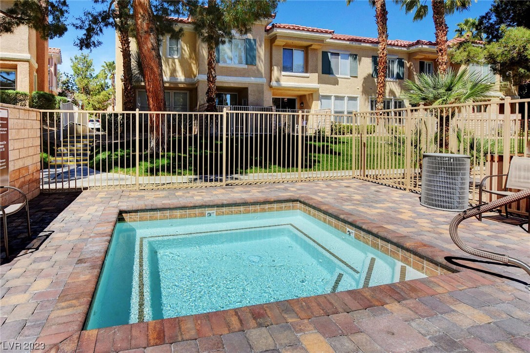 251 South Green Valley Parkway 4721