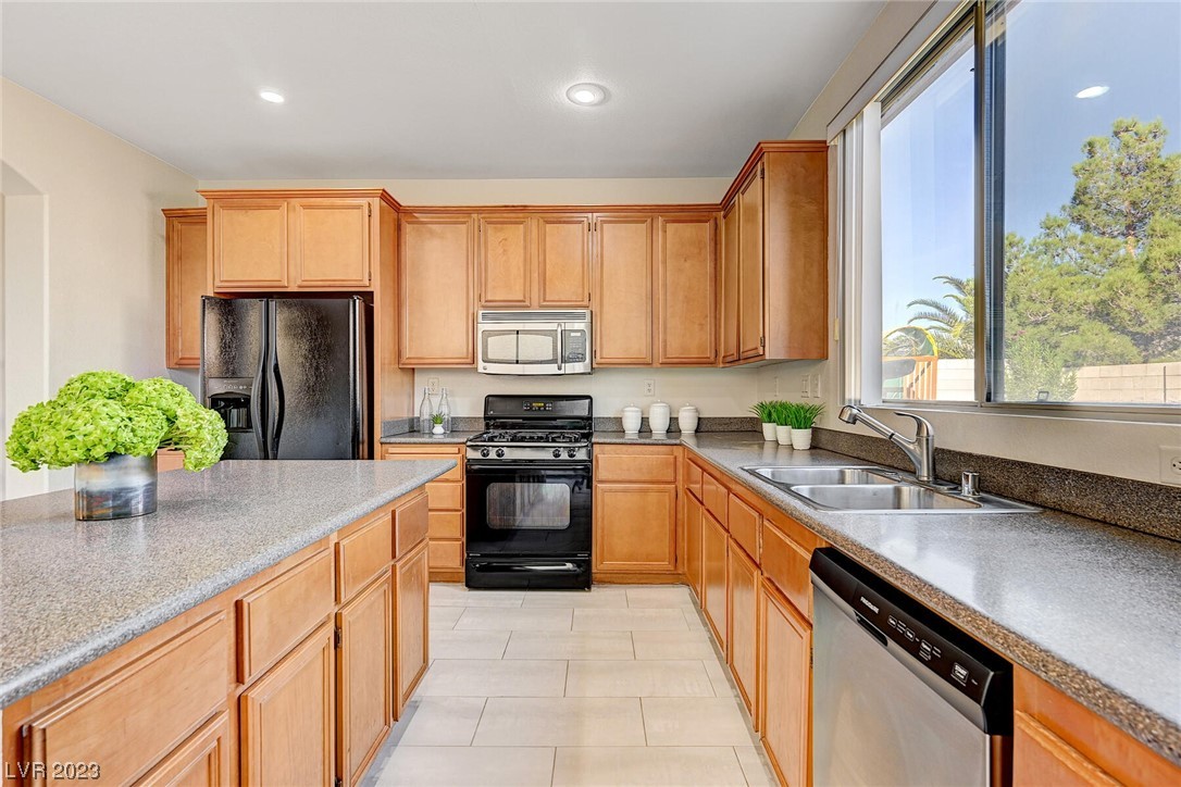5482 Peace River Court