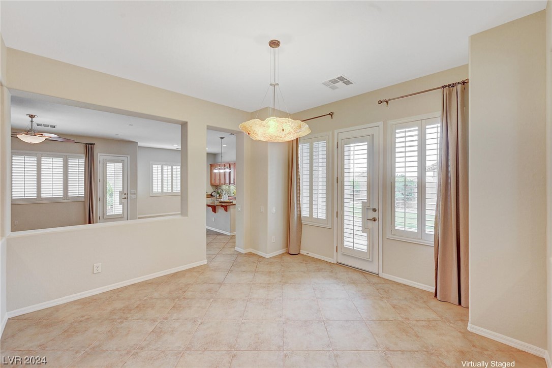 2571 Lochleven Way
