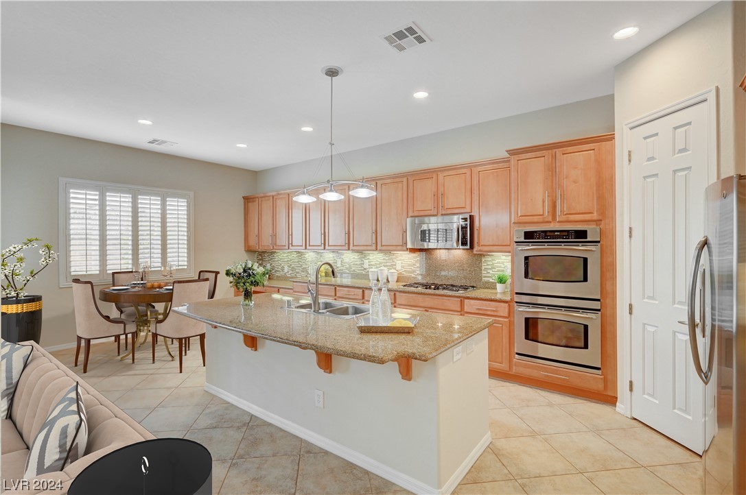 2571 Lochleven Way