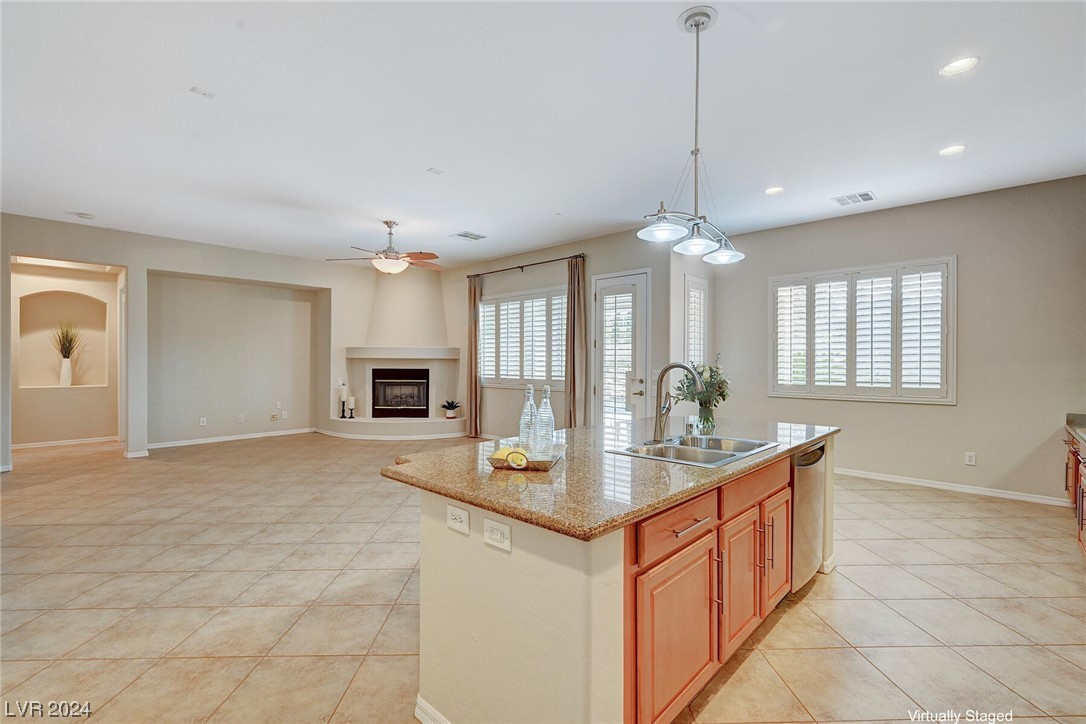 2571 Lochleven Way