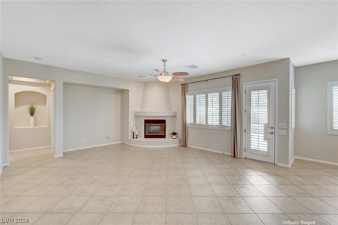 2571 Lochleven Way