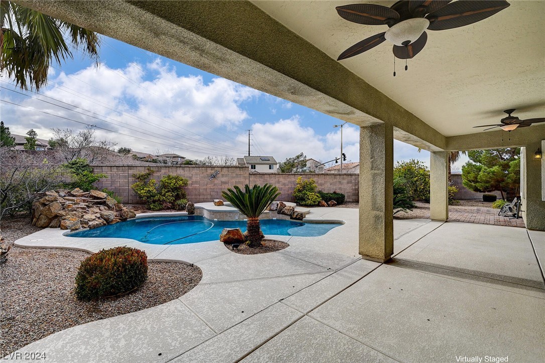 2571 Lochleven Way