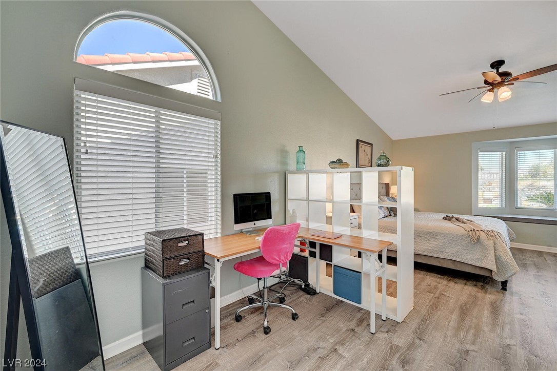 1030 Kings View Court