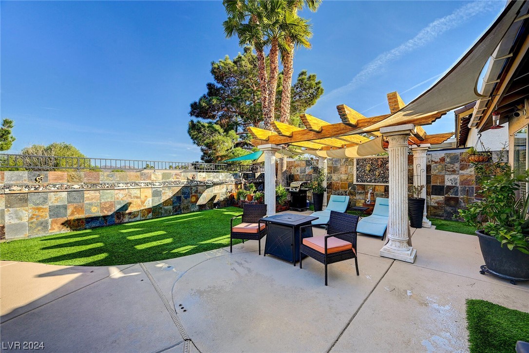1030 Kings View Court