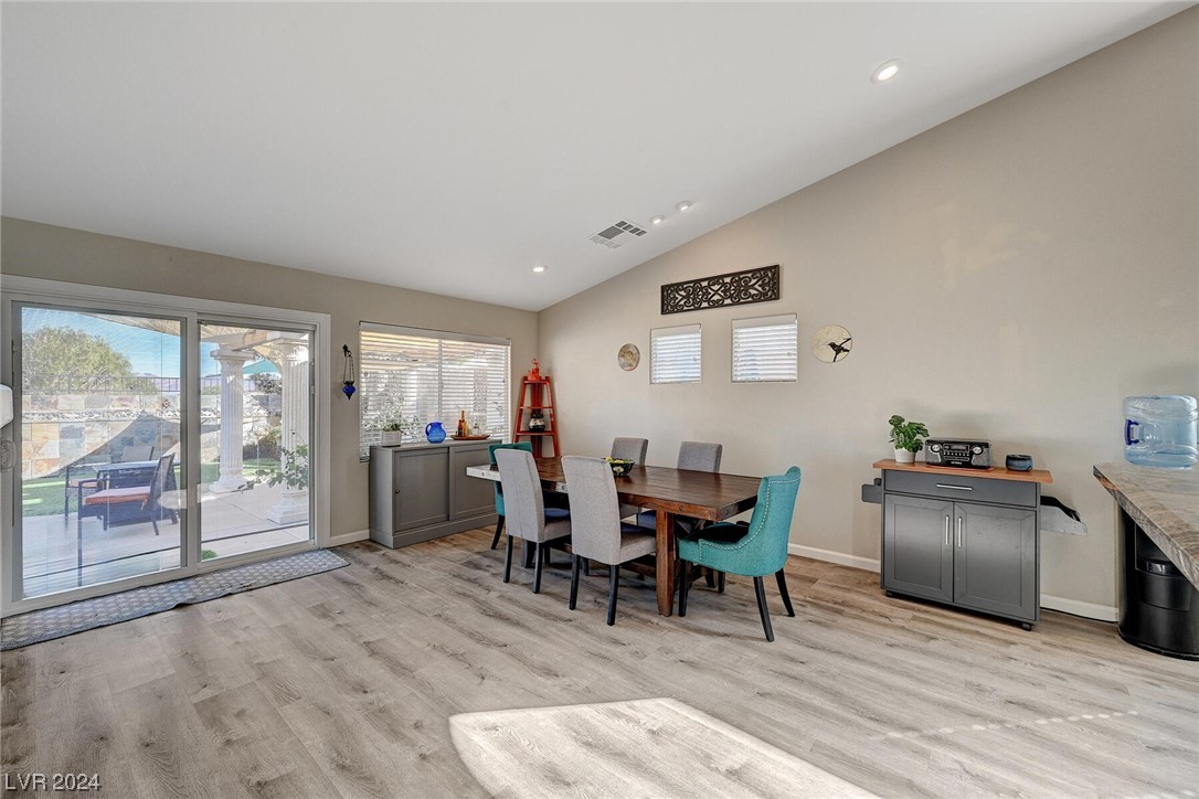 1030 Kings View Court