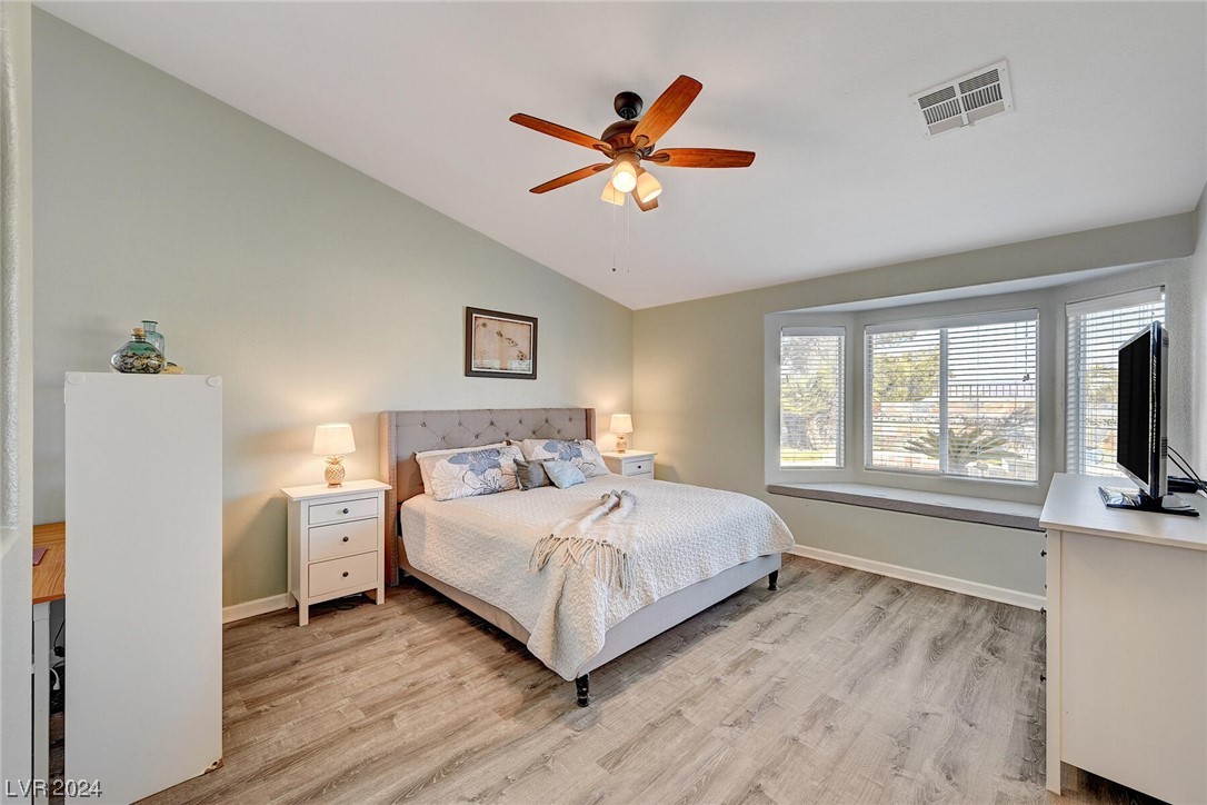 1030 Kings View Court