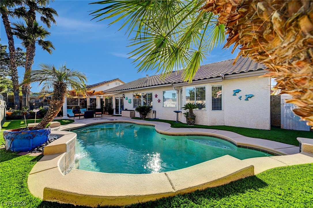 1030 Kings View Court