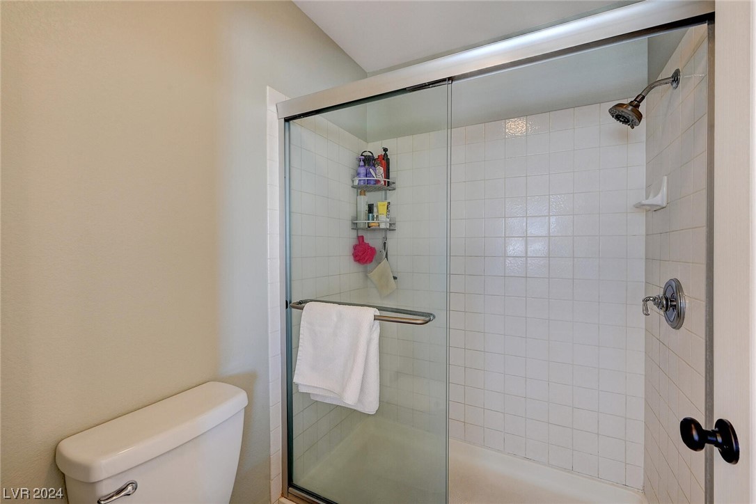 1030 Kings View Court