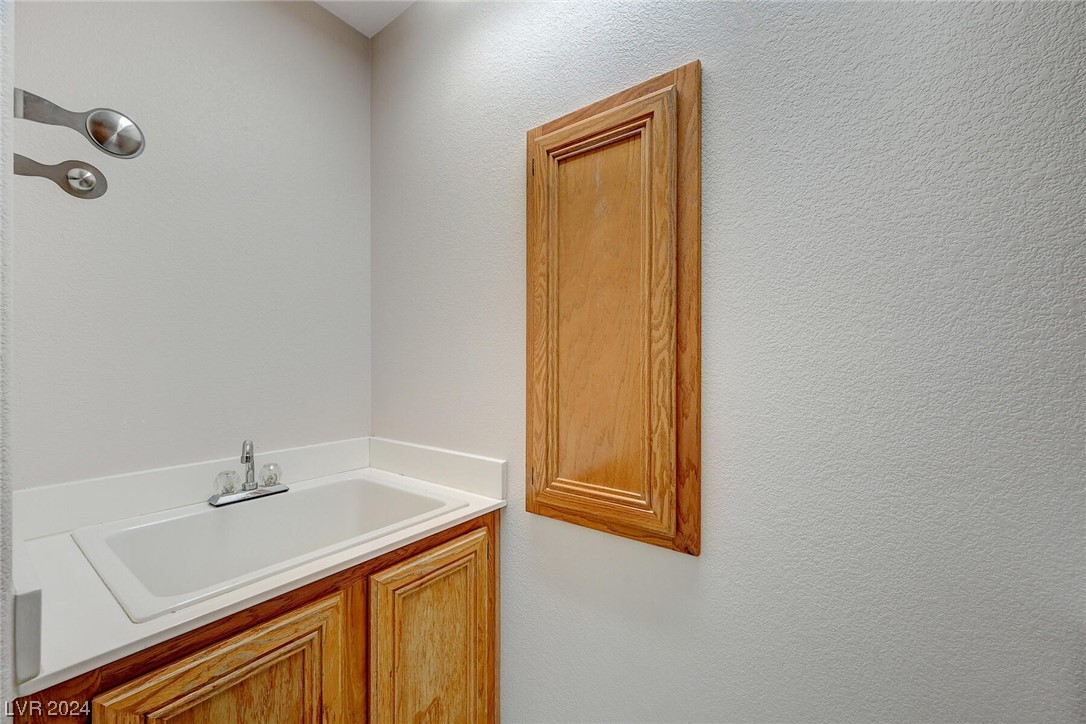 1030 Kings View Court