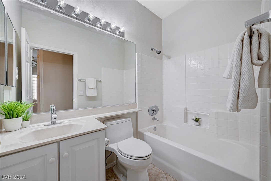 565 Cypress Gardens Place