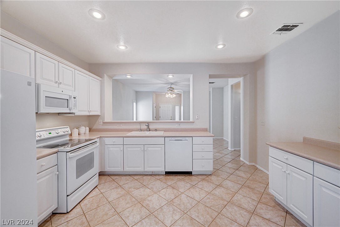565 Cypress Gardens Place
