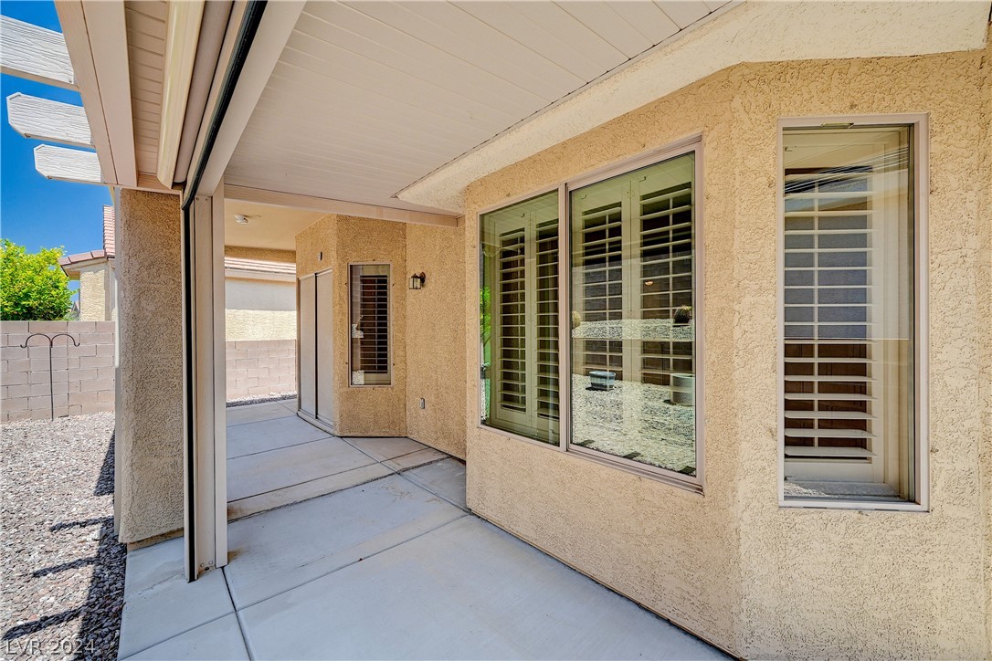 565 Cypress Gardens Place