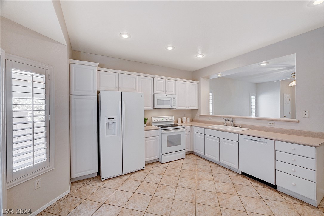 565 Cypress Gardens Place