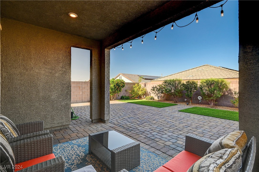 3718 Rosy Carina Place