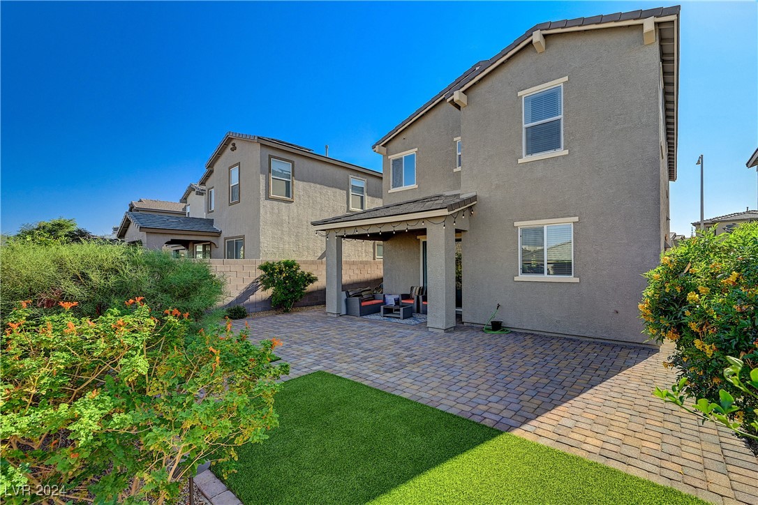 3718 Rosy Carina Place