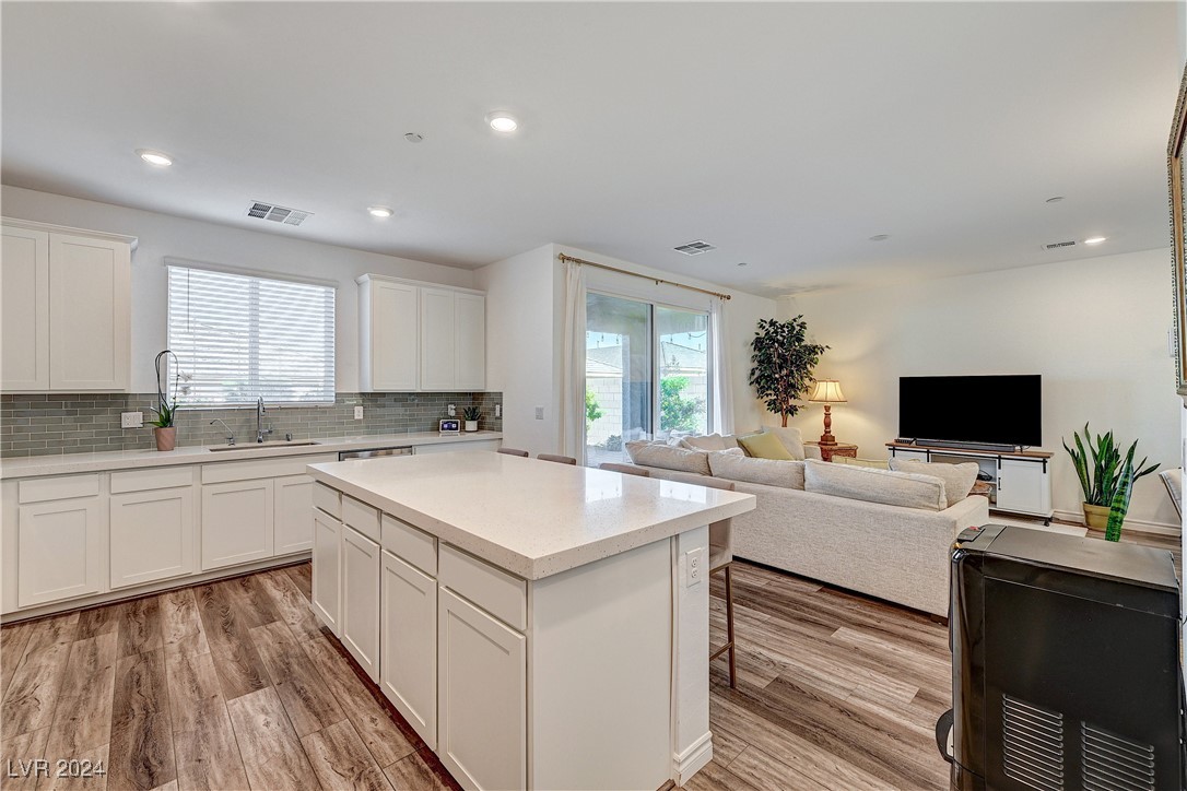 3718 Rosy Carina Place