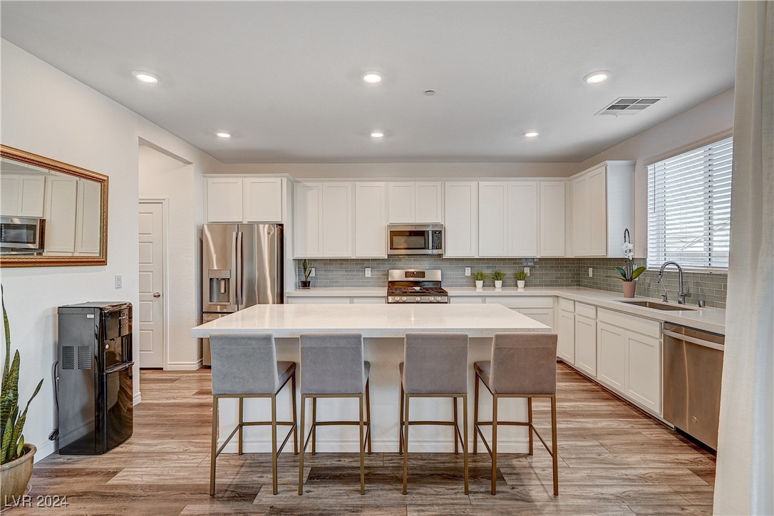 3718 Rosy Carina Place