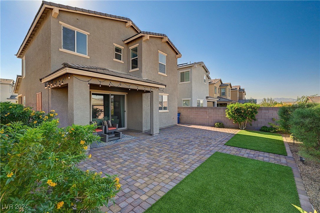 3718 Rosy Carina Place