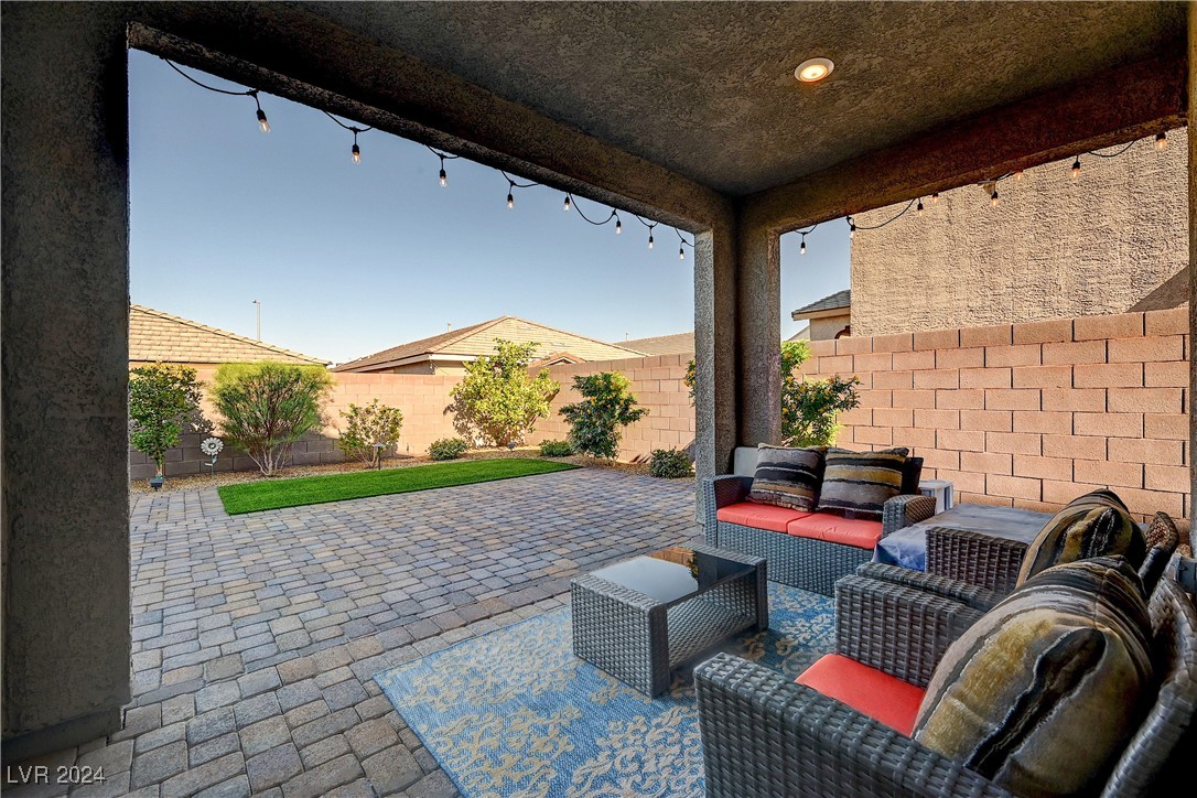 3718 Rosy Carina Place