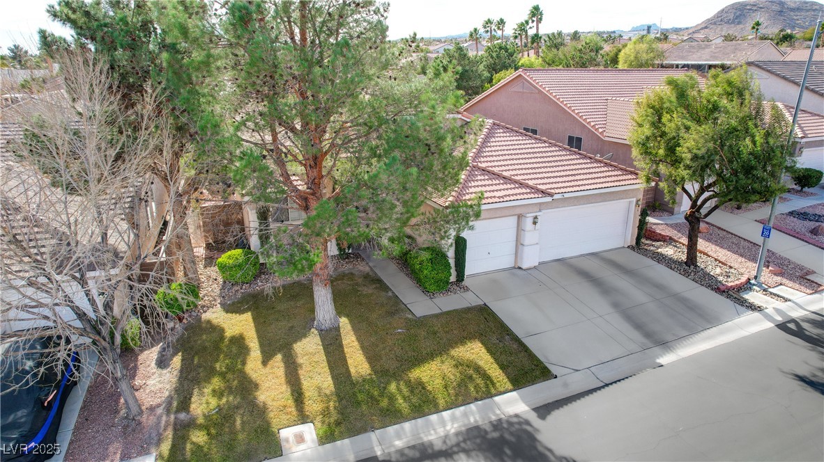 10221 Crystal Arch Avenue