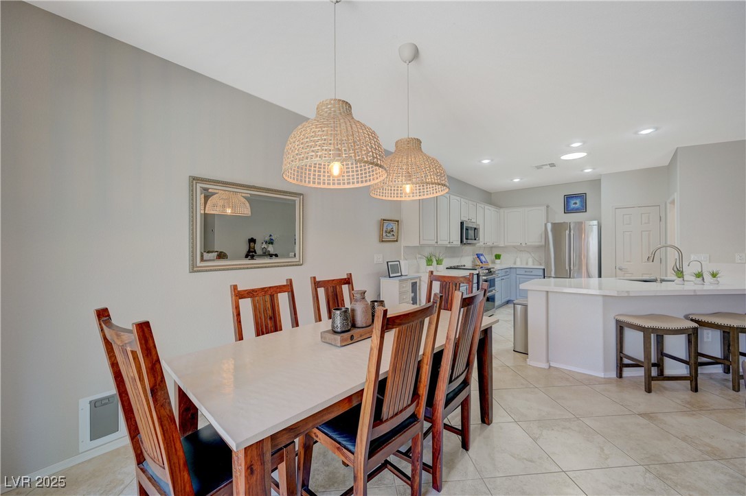 2210 Shadow Canyon Drive