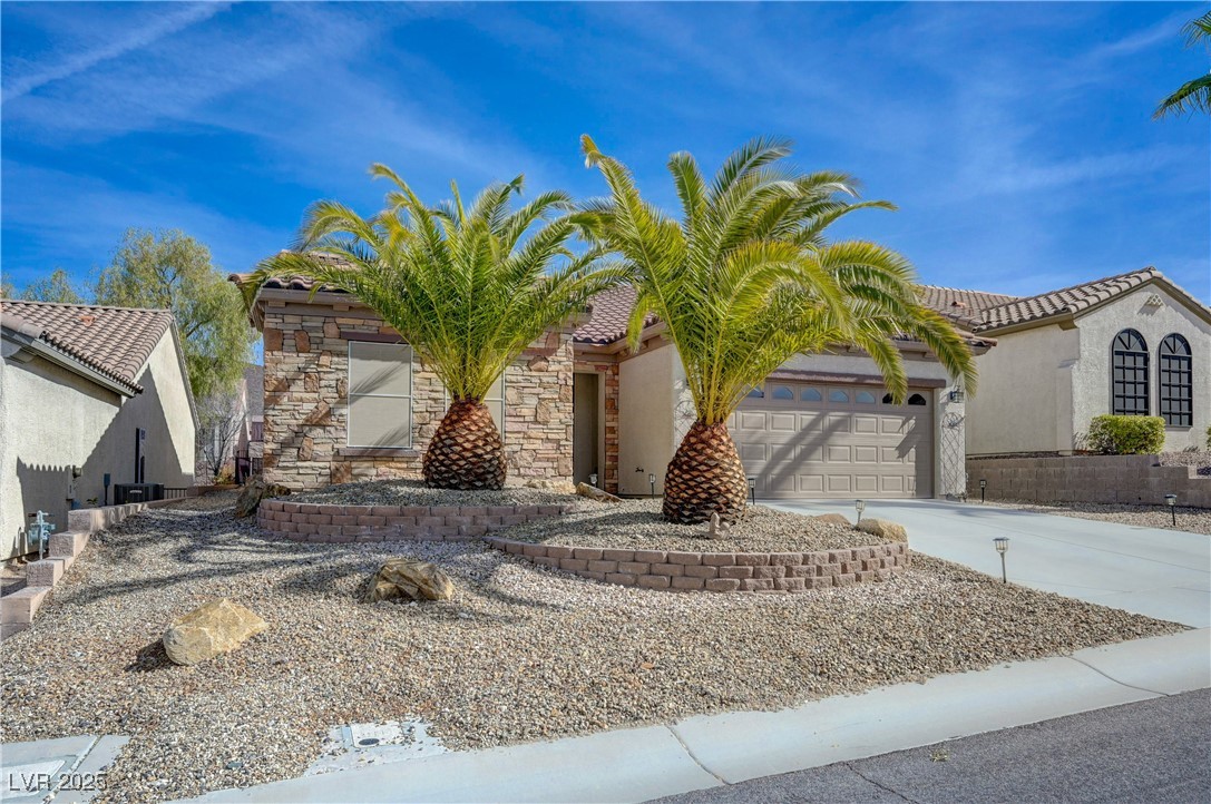 2210 Shadow Canyon Drive