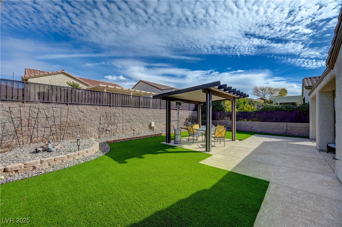 2210 Shadow Canyon Drive