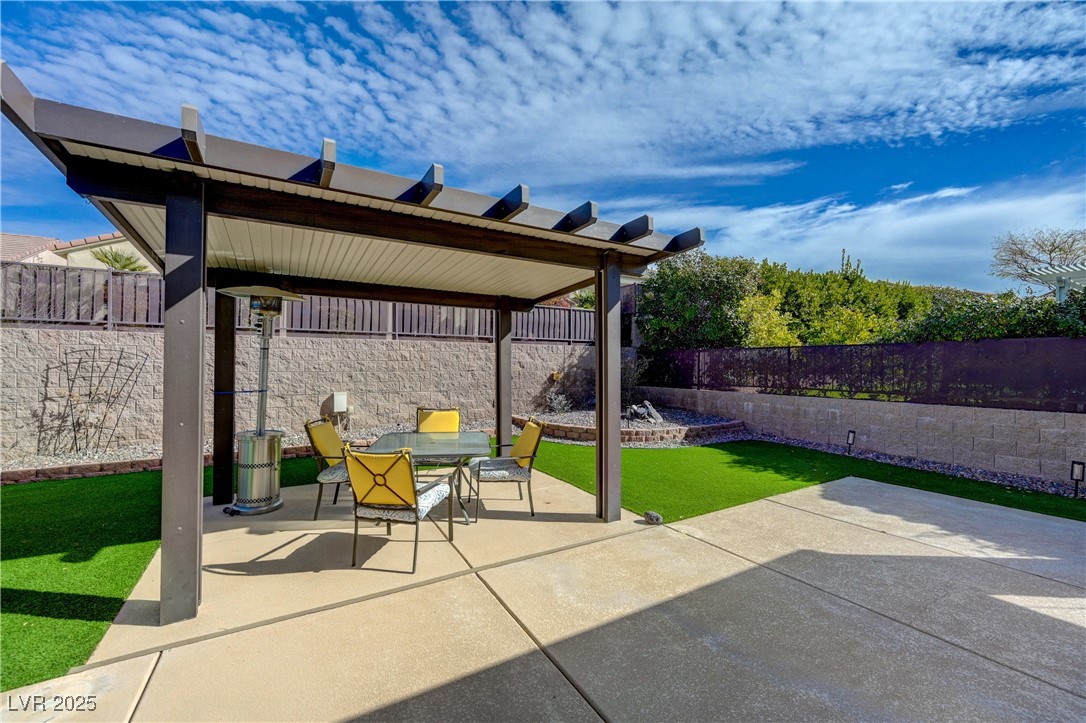 2210 Shadow Canyon Drive