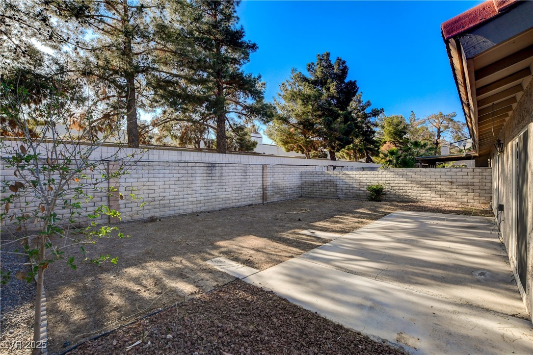 3667 Edinburgh Drive