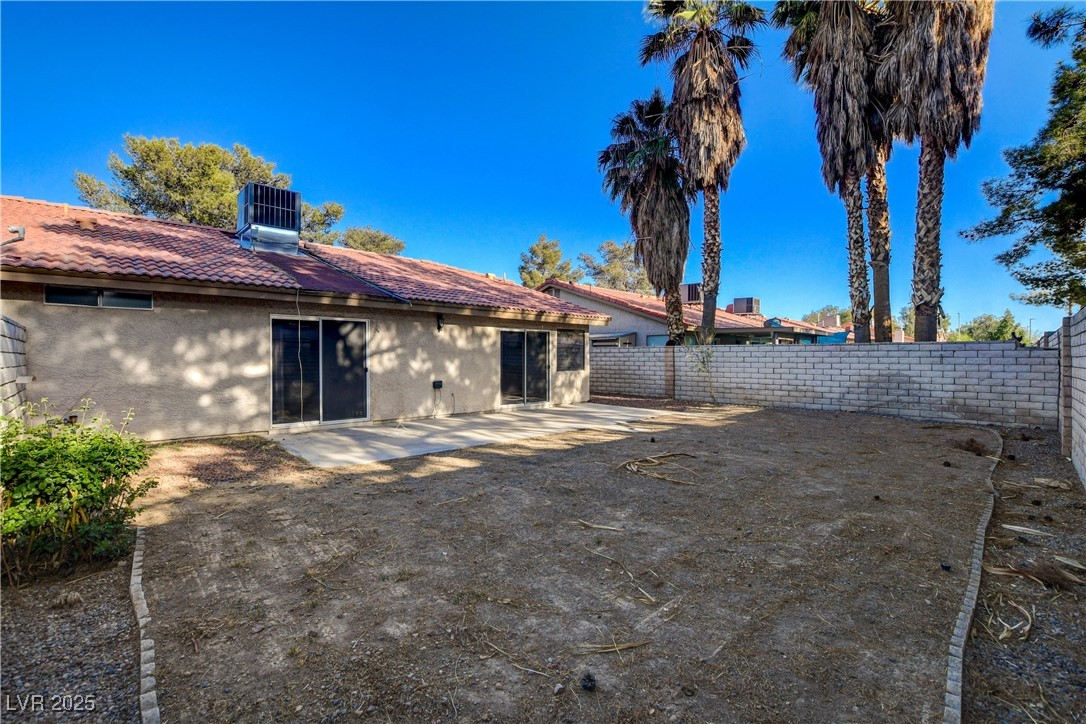 3667 Edinburgh Drive