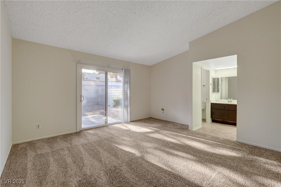 3667 Edinburgh Drive