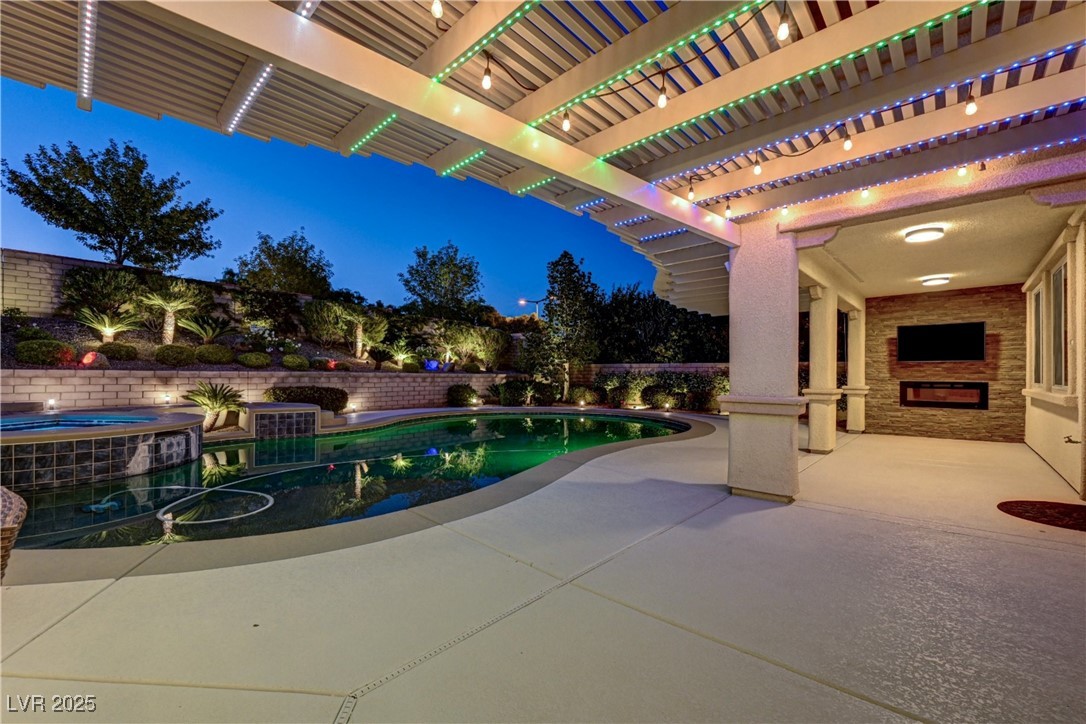 12122 High Country Lane