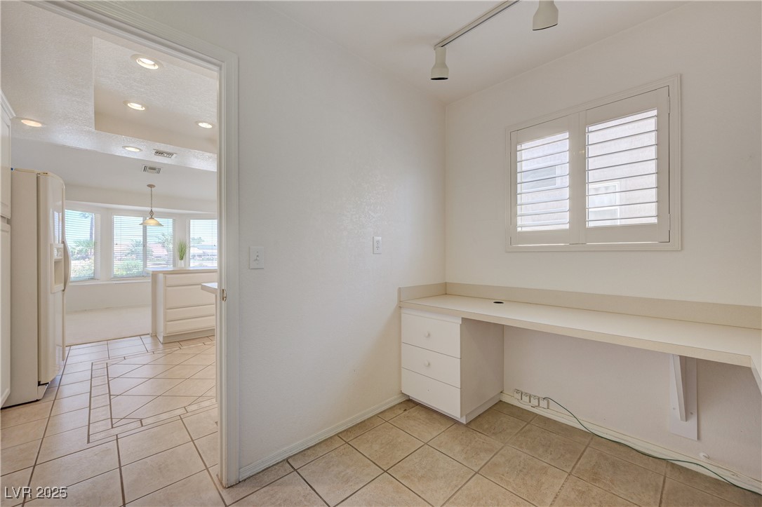 2808 Crown Ridge Drive