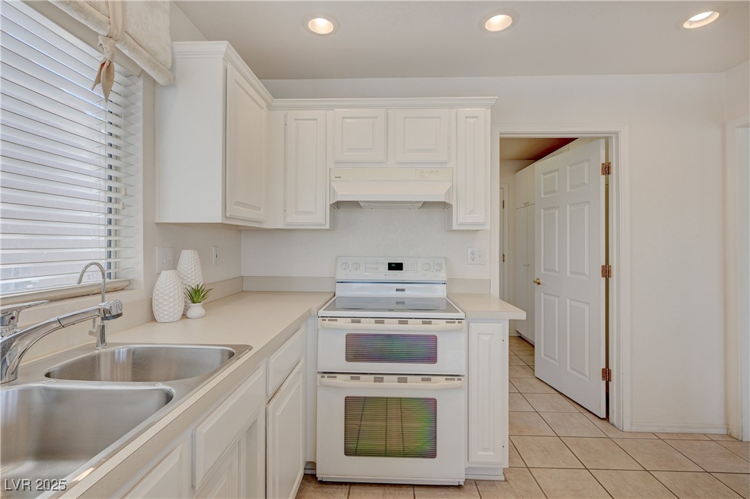 2808 Crown Ridge Drive