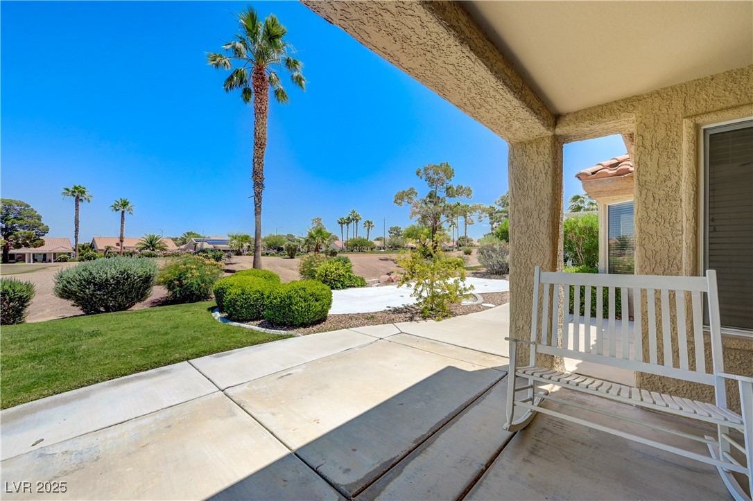 2808 Crown Ridge Drive