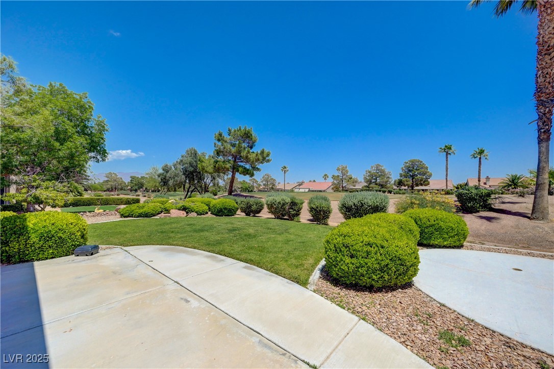 2808 Crown Ridge Drive