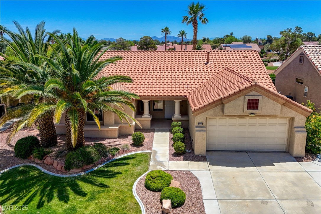 2808 Crown Ridge Drive
