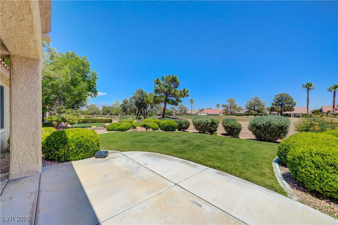 2808 Crown Ridge Drive