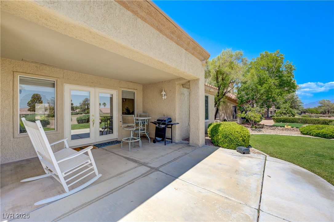 2808 Crown Ridge Drive