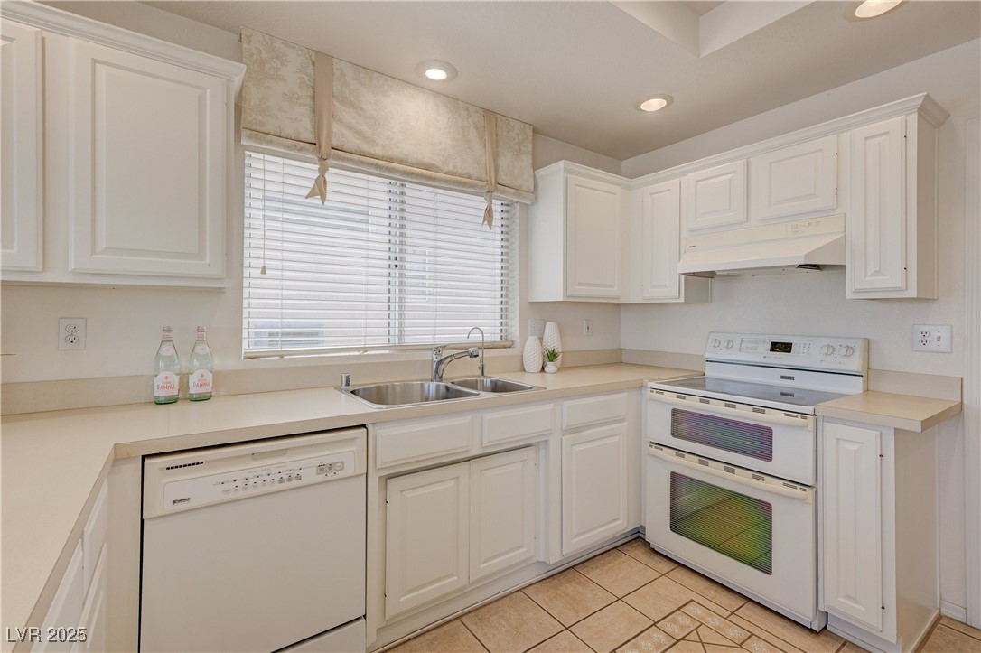2808 Crown Ridge Drive