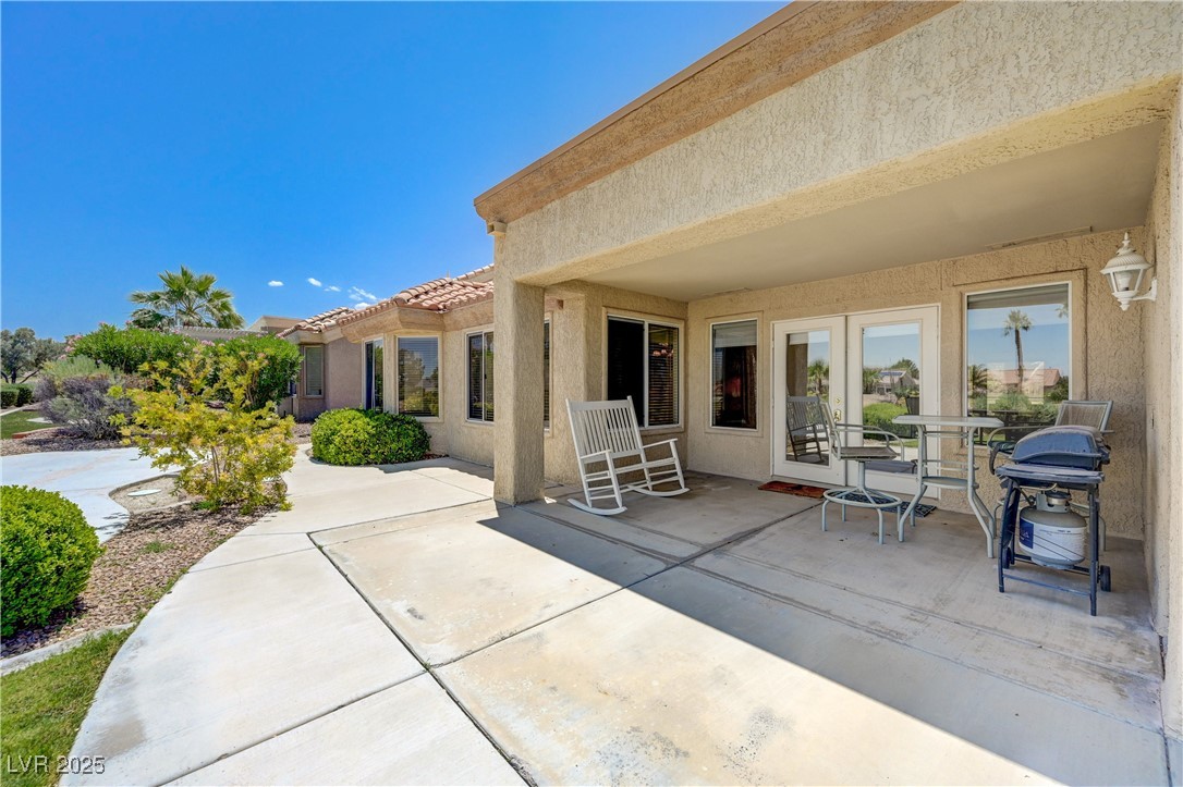 2808 Crown Ridge Drive