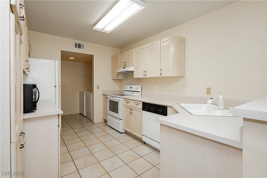 917 Grammy Drive