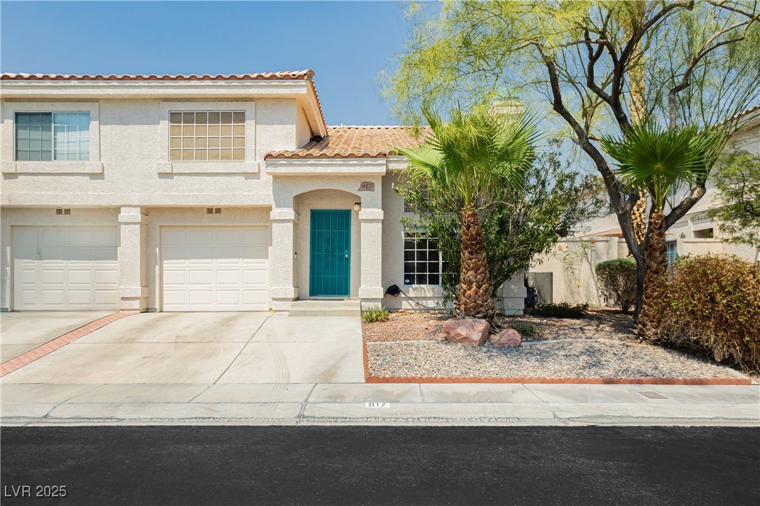 917 Grammy Drive