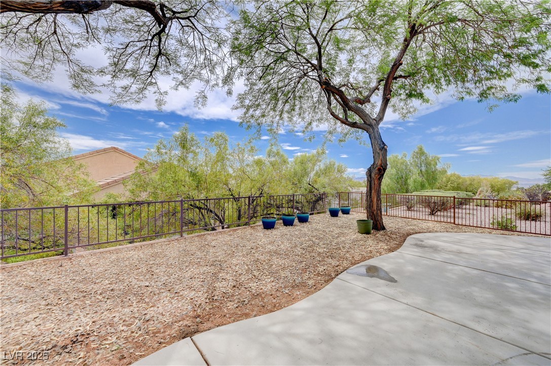 2369 Peaceful Moon Street