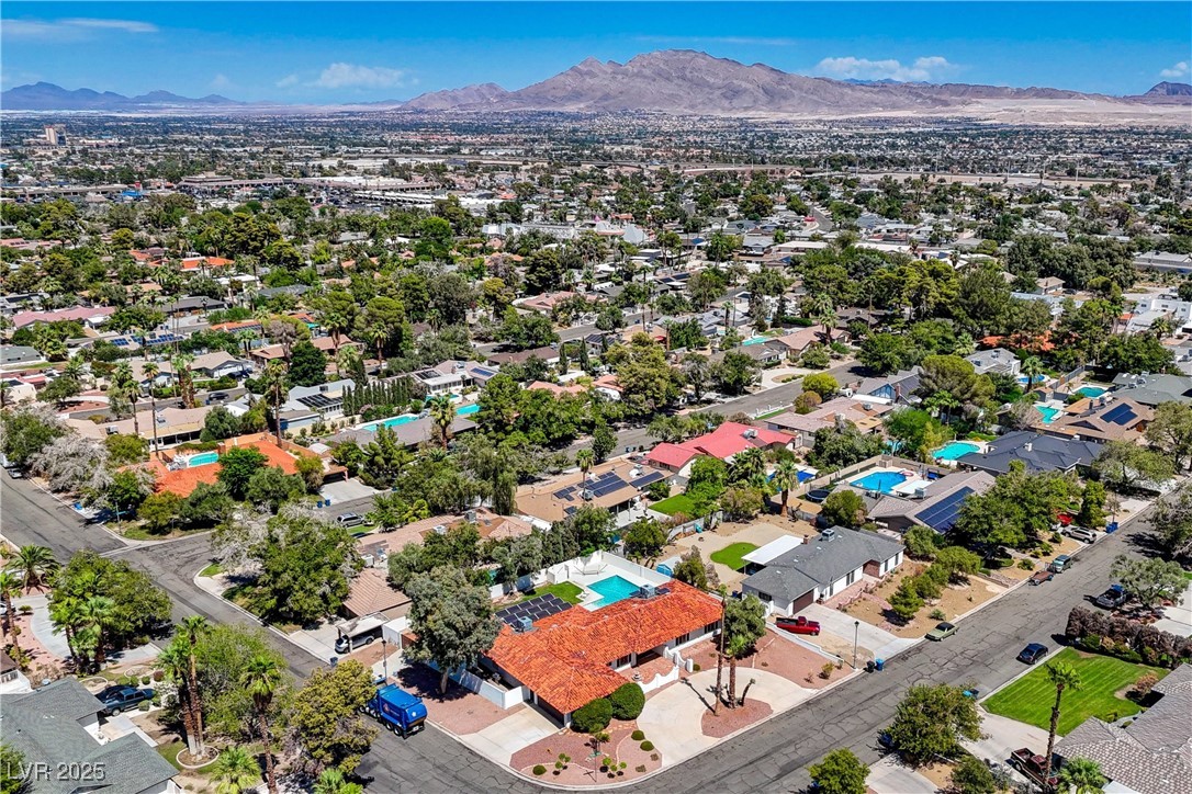 3644 Greencrest Drive